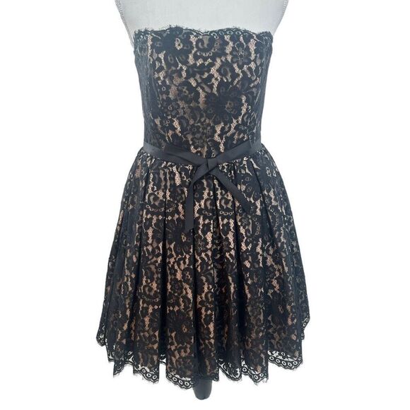 Robert Rodriguez Neiman Marcus ￼evening gown - Picture 5 of 16